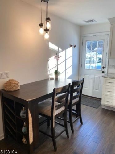 12 Bellot Rd, Skyline Lakes NJ  07456-2800 exterior