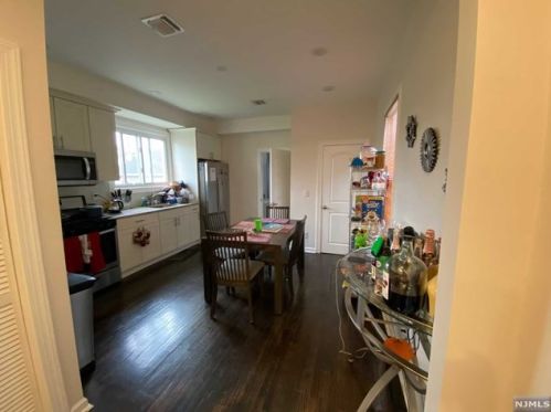 79 Holmes St, Belleville NJ  07109-3122 exterior