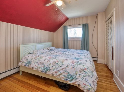 34 Mountain St, Worcester MA  01606-1412 exterior