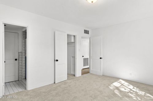 525 Edgemont Ave, Phoenix AZ 85035-1809 exterior