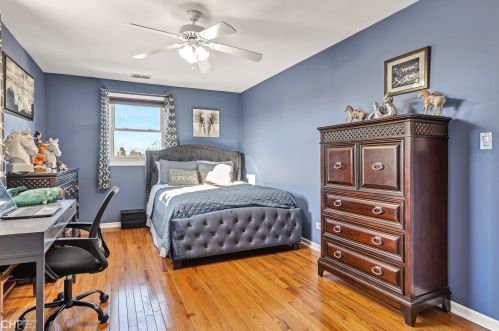 2614 Oak Park Ave, Forest View IL 60402-2533 exterior