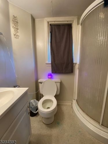 105 Baldwin Pl, Belleville NJ 07109-1742 exterior