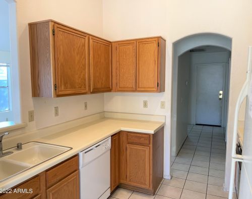 8811 5th St, Phoenix AZ  85020-2905 exterior