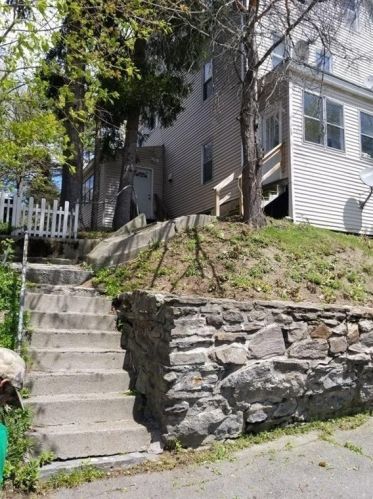 27 Upsala St, Worcester MA 01610-2044 exterior