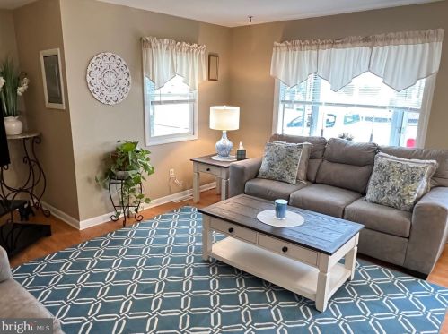 623 Wesley Ave, West Deptford NJ 08063-1247 exterior