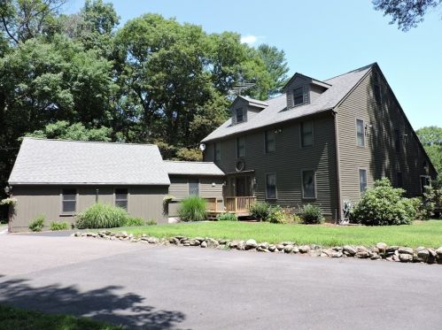 30 Jones Rd, Sutton, MA 01590-2705
