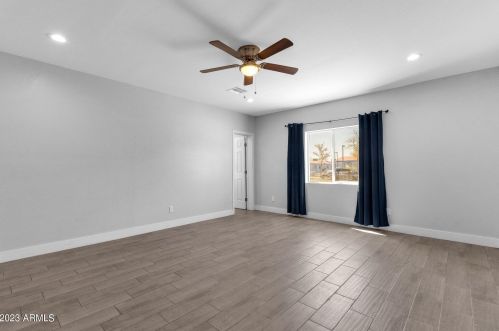 4633 2nd St, Phoenix AZ  85040-2119 exterior