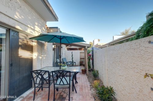 2609 Edgemont Ave, Phoenix AZ 85035-1716 exterior