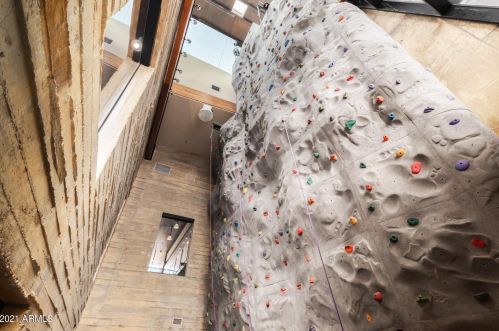 1759 Desperado Way, Phoenix AZ 85085-6327 exterior