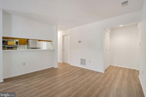 5354 Smooth Meadow Way, Columbia MD 21044-1762 exterior