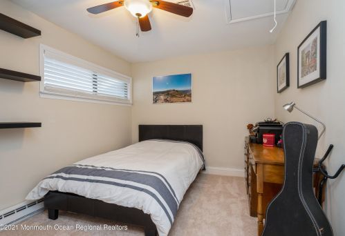 6 Tower Hl Dr, Tinton Falls NJ 07701-2473 exterior