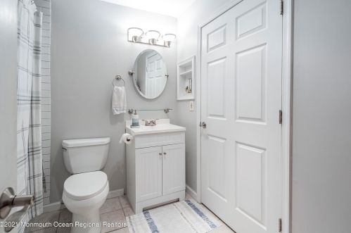 502 Larkspur Ln, Jackson Twp NJ 08527-4180 exterior