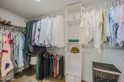 8133 16 Dr, Phoenix AZ 85015-1426 exterior