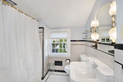 15 Rdg St, Arlington MA 02474-1705 exterior