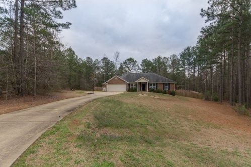 176 Windsong Ct, Cataula, GA 31804-2365