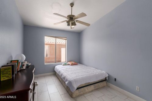 11840 44th St, Phoenix AZ  85044-2424 exterior