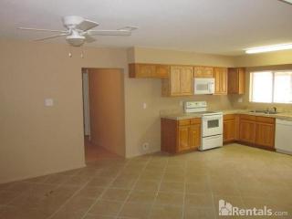 5556 Encanto Blvd, Phoenix AZ  85035-2902 exterior