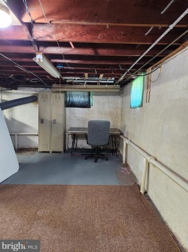 325 Billings Ave, West Deptford NJ 08066-1157 exterior