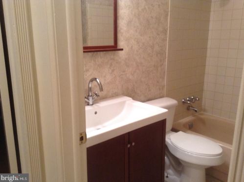 5 Kings Rd, Erial NJ 08081-1323 exterior