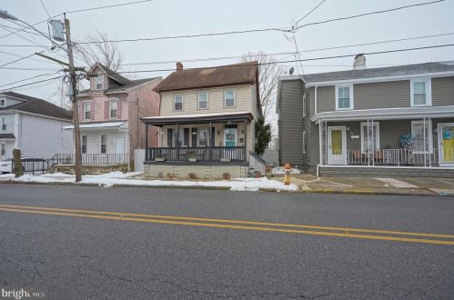 61 Barber Ave, West Deptford NJ 08096-2832 exterior