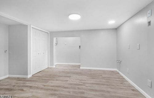 30 Mary St, Belleville NJ 07109-2363 exterior