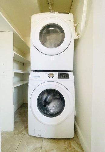 80 Central Ave, Newton MA 02460-1714 exterior