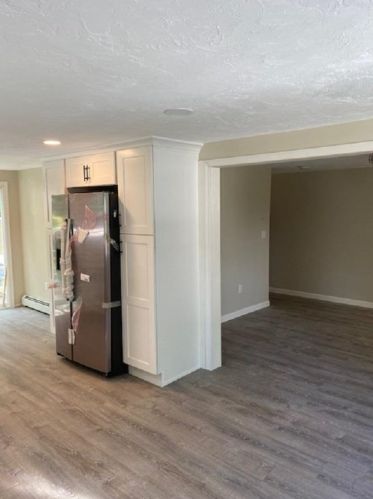 5 2 St, Dracut MA 01826-1002 exterior