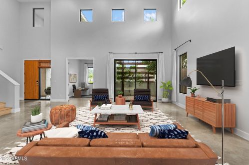 3715 40th Pl, Phoenix AZ  85018 exterior