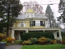 150 Church St, Newton, MA 02458-2004