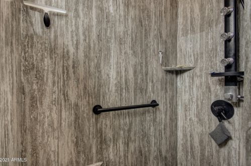 7429 19th St, Phoenix AZ  85042-5795 exterior