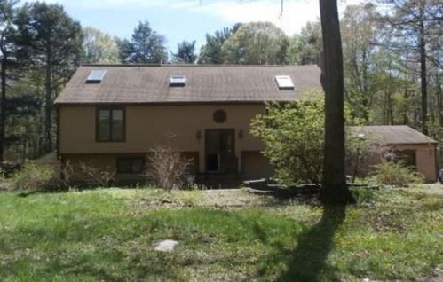 34 1 Parish Rd, Hingham MA  02061-1026 exterior