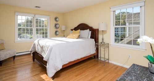 33 Franklin Rodgers Rd, Hingham MA 02043-2665 exterior