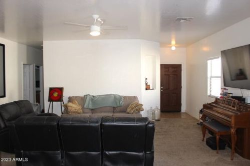 2317 92nd Dr, Phoenix, AZ 85037-4217