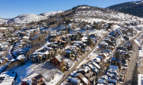 438 Ontario Ave, Park City UT 84060-5120 exterior