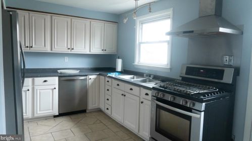 11 Belleview Ave, Erial NJ 08081-1203 exterior