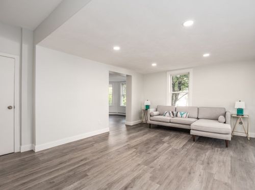 72 Whipple St, Worcester MA  01607-1363 exterior