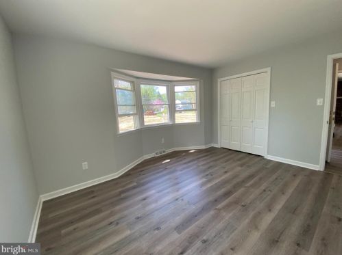 28078 Gaunts Bridge Rd, Columbus NJ  08022-1812 exterior