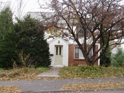 185 Newtonville Ave, Newton, MA 02458-1851