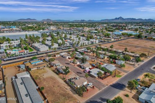 2416 Coolidge St, Phoenix AZ 85015-4016 exterior