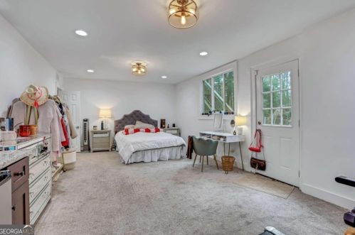 1488 Brk Vly Ln, Atlanta GA 30324-3264 exterior