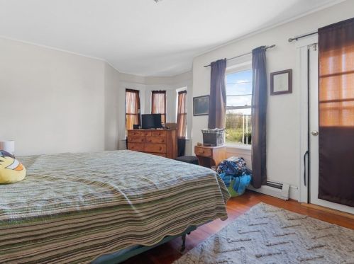 30 Taunton Ave, Seekonk MA 02771-5245 exterior