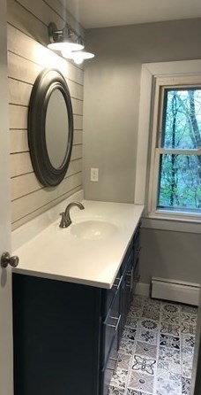 82 Walnut St, North Brookfield MA  01535-1814 exterior