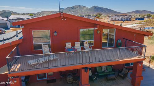 906 Carlise Rd, Phoenix AZ 85086-7479 exterior