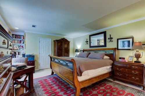 4815 Dunwoody Sta Dr, Atlanta GA 30338-4705 exterior