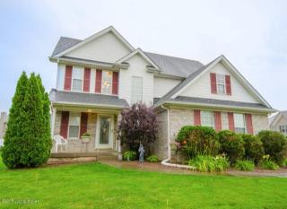 7029 Black Walnut Cir, Louisville, KY 40229-2474