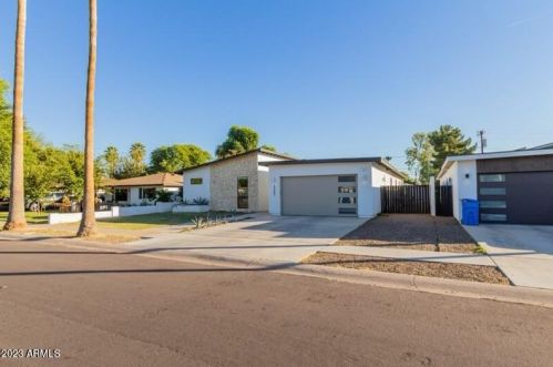 2205 Clarendon Ave, Phoenix AZ  85015-5436 exterior