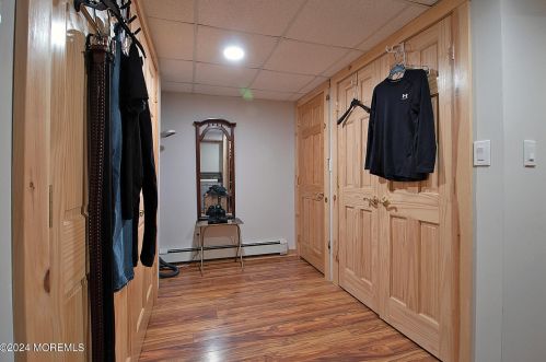 1062 Lakehurst Ave, Jackson Twp NJ 08527-5250 exterior