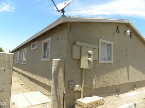 1002 27 Pl, Phoenix AZ 85008-1933 exterior