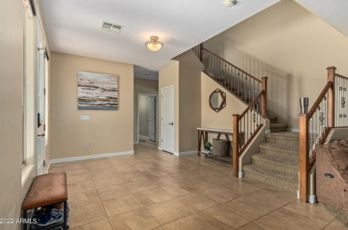 26809 19th Dr, Phoenix, AZ 85085-1726