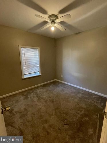 344 Beacon Ave, West Deptford NJ 08066-1210 exterior